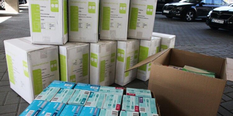 Region: Maseczki dla podkarpackich szpitali od Olimp Labs.