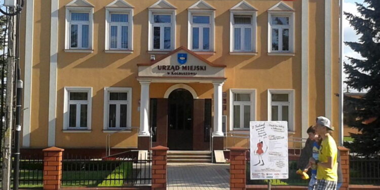 Kolbuszowa: Magistrat funkcjonuje.