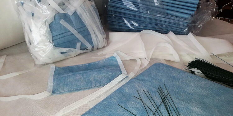 Kolbuszowa: Szyją maseczki dla szpitala