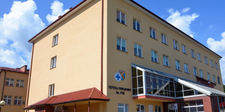 Nisko: Szpital wznawia przyjęcia w trybie ostrym i ogranicza przyjęcia w przychodniach.