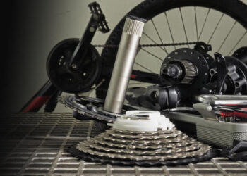 Mielec/Dębica:  Epidemia puka do przedsiębiorstw