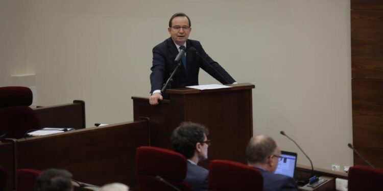 Region: 330 mln zł dla szpitali i przedsiębiorców z Podkarpacia.