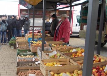 Tarnobrzeg. Miejskie targowisko zamknięte od soboty, 14 marca.