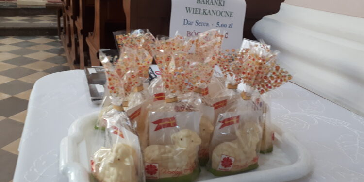 Sandomierz: Baranki wielkanocne zamiast do koszyczków trafia do szkół.