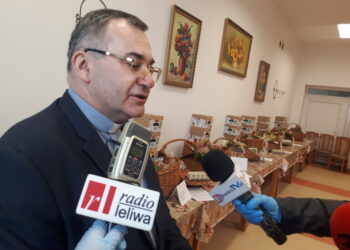 Sandomierz: Schroniska dla bezdomnych obdarowane koszami ze święconką.