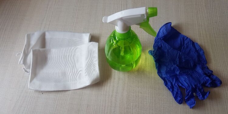 Tarnobrzeg. Bezpłatne pakiety ochronne dla mieszkańców.