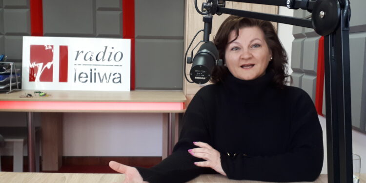 Jak dbać o siebie w czasie epidemii? Rozmowa z biologiem, psychobiologiem, life coachem dr Małgorzatą Makowską-Brzychczyk – dziekanem sandomierskiej filii Uniwersytetu Jana Kochanowskiego.