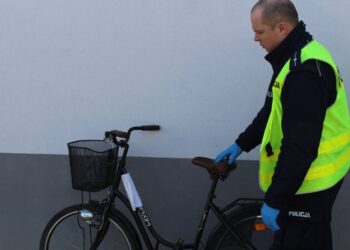 Tarnobrzeg. Policjanci odzyskali skradziony rower. Właściciel jednośladu może się po niego zgłosić.