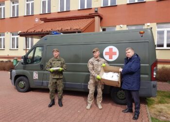 Sandomierz, Staszów, Ostrowiec Św.: Terytorialsi służą w szpitalach.