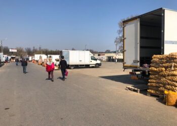 Sandomierz: Targowica funkcjonuje zgodnie z nowymi wymogami sanitarnymi.