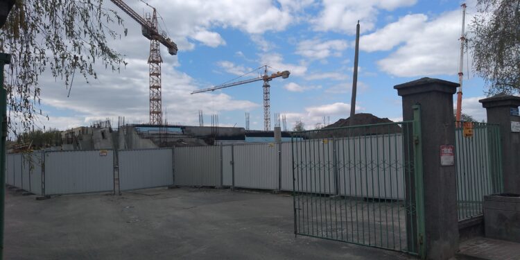 Mielec: Czy pandemia ma wpływ na budowę hali sportowej?