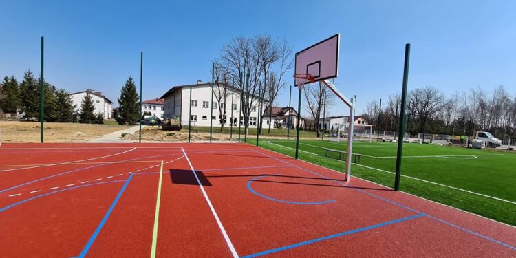 Mielec: Pozostaje tylko  oglądanie