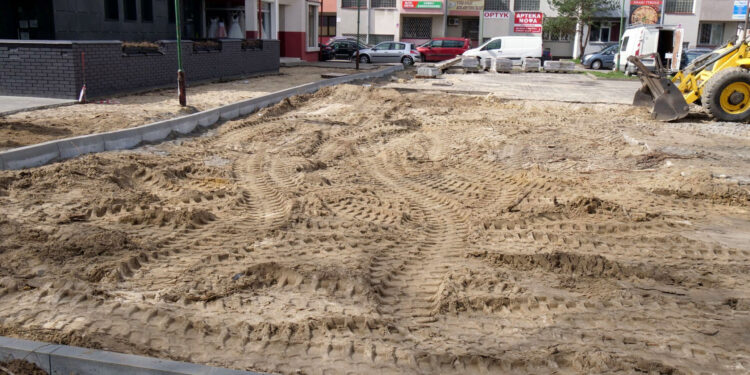 Stalowa Wola: Modernizacja parkingu i chodników na ulicy Okulickiego