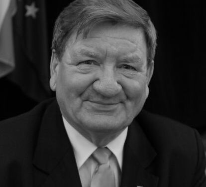 Tarnobrzeg. Zmarł wieloletni radny, Kawaler Orderu Uśmiechu – Stanisław Uziel.