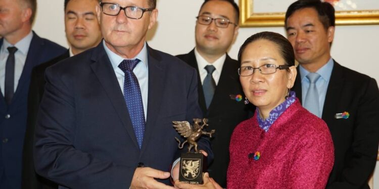 Dębica: Nanhai pomoże Dębicy