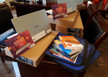 Sandomierz: Laptopy dla szkół podstawowych.