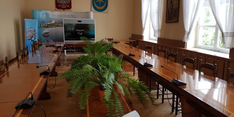 Tarnobrzeg. Pierwsza zdalna Sesja Rady Miasta Tarnobrzega.