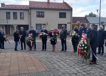 Mielec: Zamaskowane obchody rocznicowe