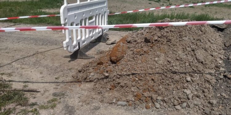 Radomyśl Wlk: Bomba lotnicza z czasów wojny.