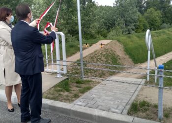 Mielec:  Nowa przeprawa mostowa otwarta.