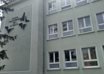 Region: Szkoły otwarte ale decyzja rodziców