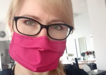 Rozmowa z  Beatą Wilczewską właścicielką Gabinetu Fryzjersko-Kosmetycznego prowadzonego przez Akademię  Kreowania Wizerunku  w Tarnobrzegu.