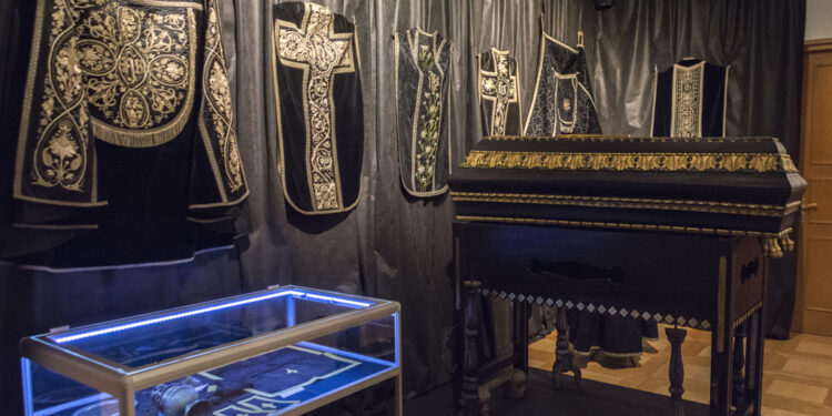 Tarnobrzeg. Wystawa poświęcona śmierci.