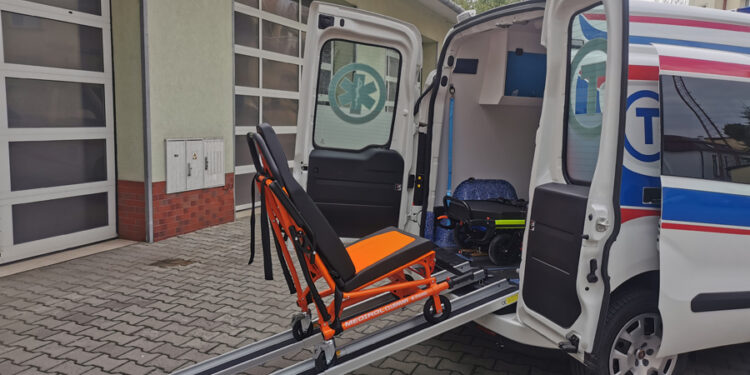 Mielec: Nowa karetka dla mieleckiego pogotowia