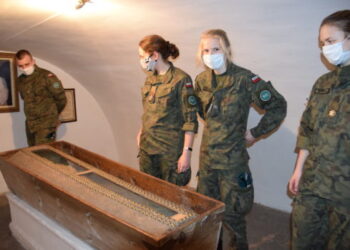 Sandomierz: W czasie wolnym od służby zwiedzali miasto.