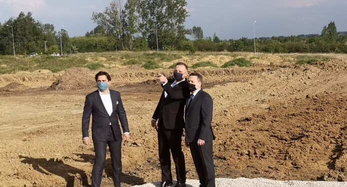 Staszów. Prezydent RP odwiedził strefę ekonomiczną i spotkał się z samorządowcami