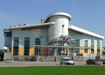 Kolbuszowa: Problemy 'Fregaty’.