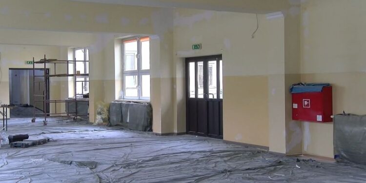 Grębów. Trwa remont w Gminnym Centrum Kultury