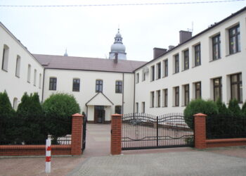 Mielec: Powroty do szkół