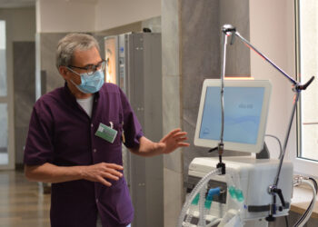 Stalowa Wola: Samorząd Stalowej Woli przekazał szpitalowi wysokiej klasy respirator