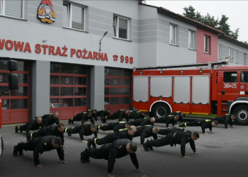 Tarnobrzeg. Strażacy również podjęli wyzwanie.