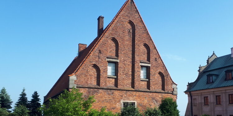 Sandomierz: Papieskie pamiątki w Muzeum Diecezjalnym.