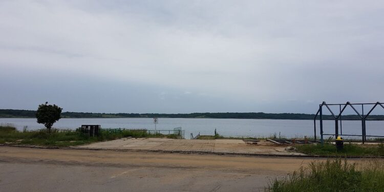 Tarnobrzeg. Powstaje projekt schodów przy Jeziorze Tarnobrzeskim.