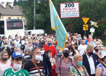Sulisławice, Staszów: Dwieście lat po epidemii cholery pątnicy pielgrzymują do Matki Bożej Sulisławskiej.