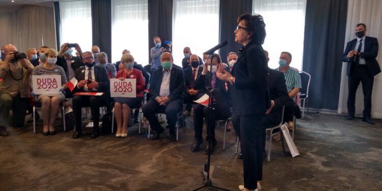 Mielec: Marszałek zachęcała do aktywnego promowania kandydata.