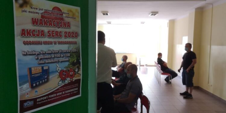 Gorzyce. Nowy samochód i garaż dla OSP Sokolniki