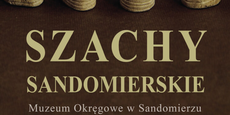 Sandomierz: Szachy sandomierskie na wystawie w Zamku Królewskim.