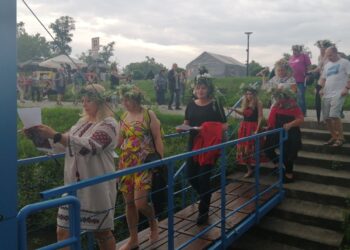 Sandomierz: Wianki nad Wisłą.