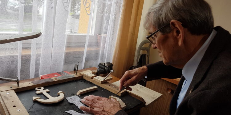 Tarnobrzeg. Wystawa rzeźb i płaskorzeźb Mariana Antończyka.