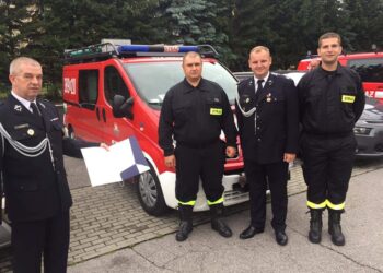 Gorzyce. Nowy samochód i garaż dla OSP Sokolniki