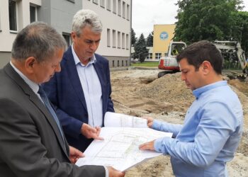 Mielec: Kolejne miejsca parkingowe