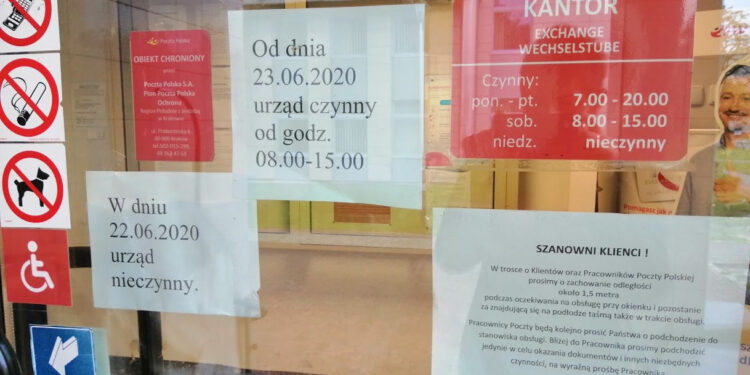 Radomyśl nad Sanem, Stalowa Wola: Urząd Gminy zamknięty dla petentów w obawie przed COVID 19