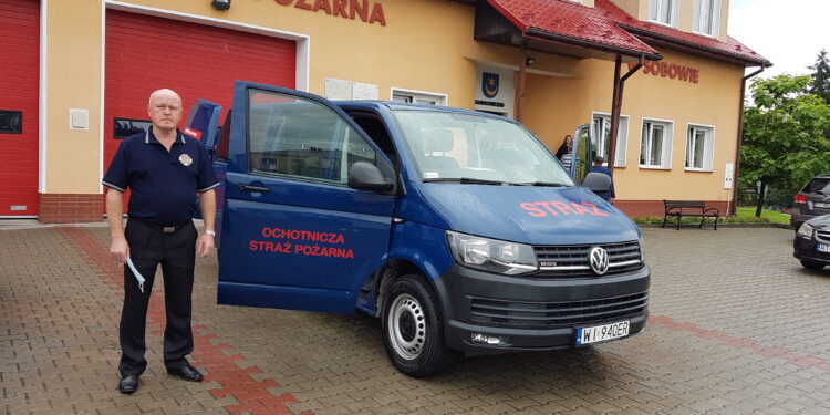 Tarnobrzeg. Za aktywne przeciwdziałanie koronawirusowi otrzymali samochód.