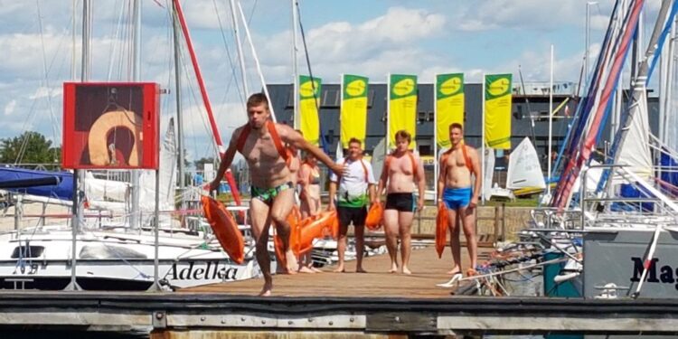 Tarnobrzeg. A może ratownik wodny?