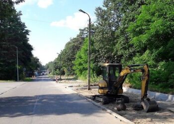 Nowa Dęba. Remont dróg w strefie ekonomicznej