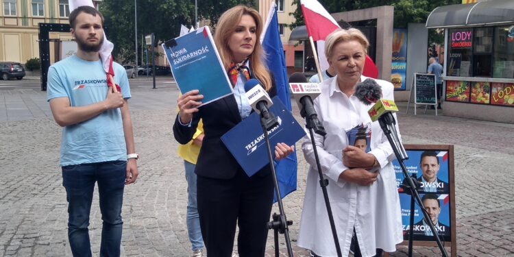 Mielec: Posłanki wspomagały swojego kandydata